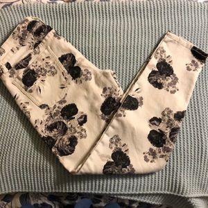 AEO Jegging with Rose Print